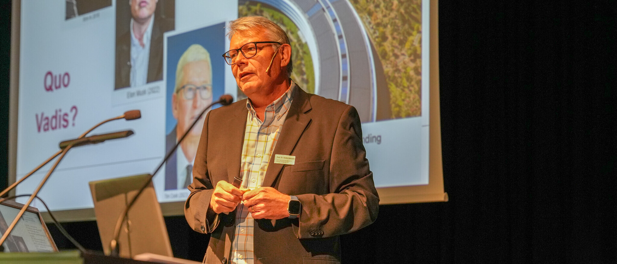 Prof. Dr. Guido Schuster vom ICAI zeigt, wie KI den Arbeitsmarkt verändert.