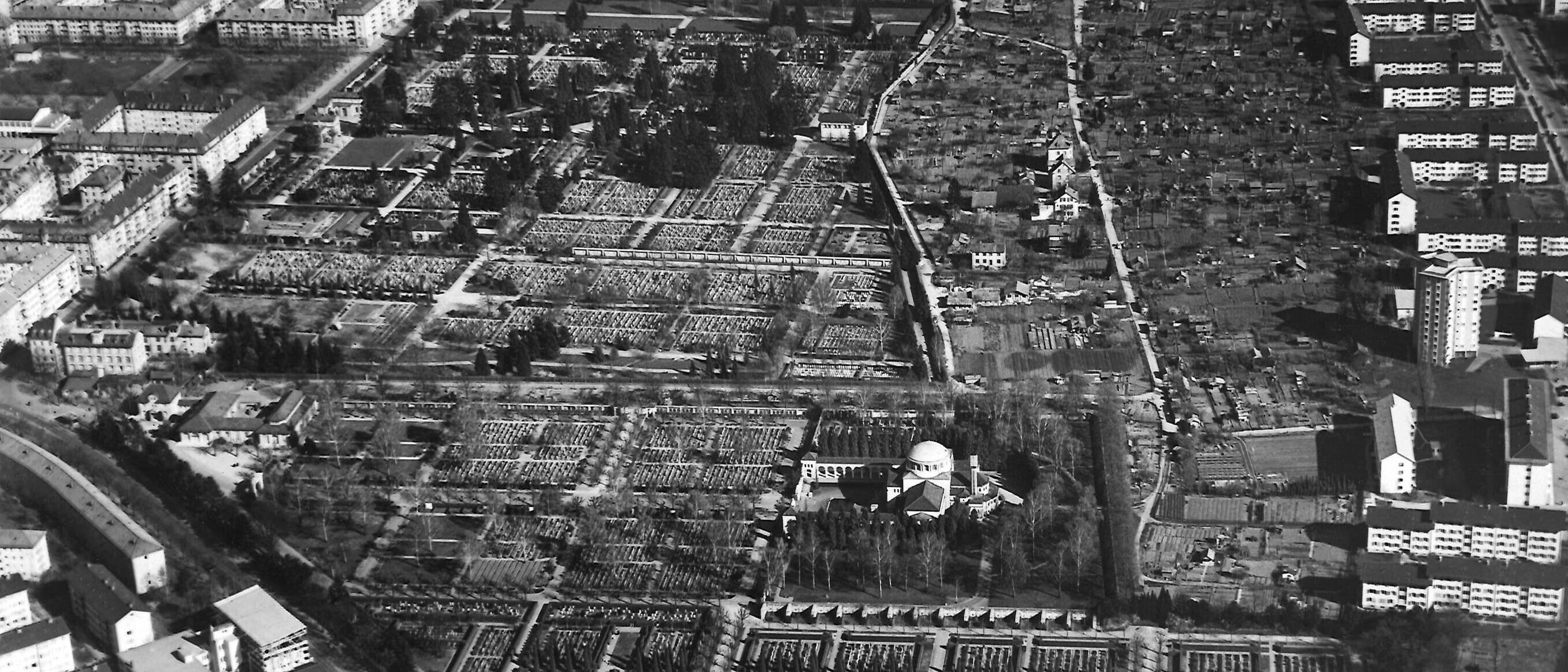 Luftaufnahme Friedhof Sihlfeld vor der Erweiterung in den 1960er Jahren