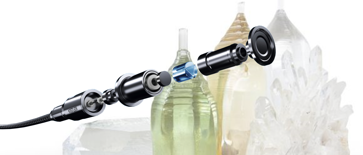 Piezoelektrischer Sensor – Explosionsansicht mit piezoelektrischen Kristallen im Hintergrund