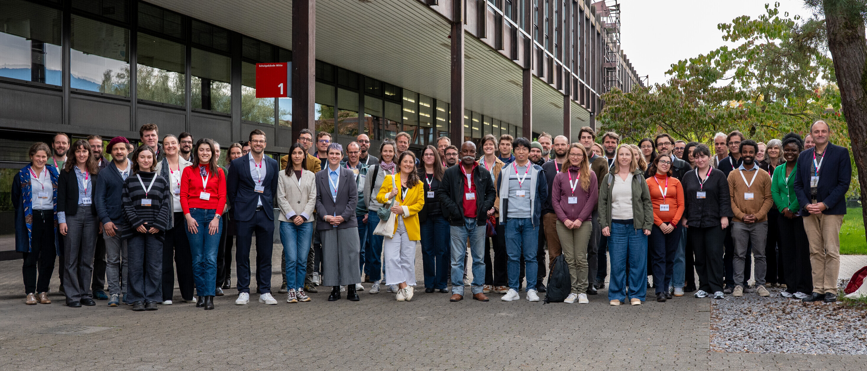 Teilnehmende am Earth Construction Forum (ECF) 2025 in Rapperswil (Foto: Sven Sari-Schnyder)