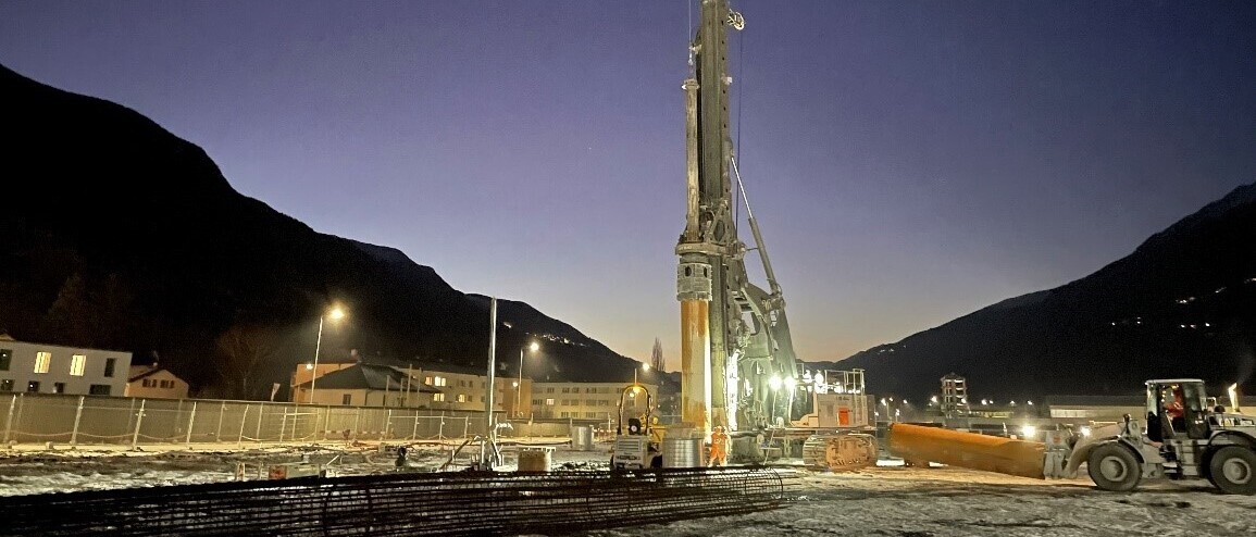 Pfahlversuche im Wallis, Visp (VS) (2021). Kunde: Ghelma Spezialtiefbau