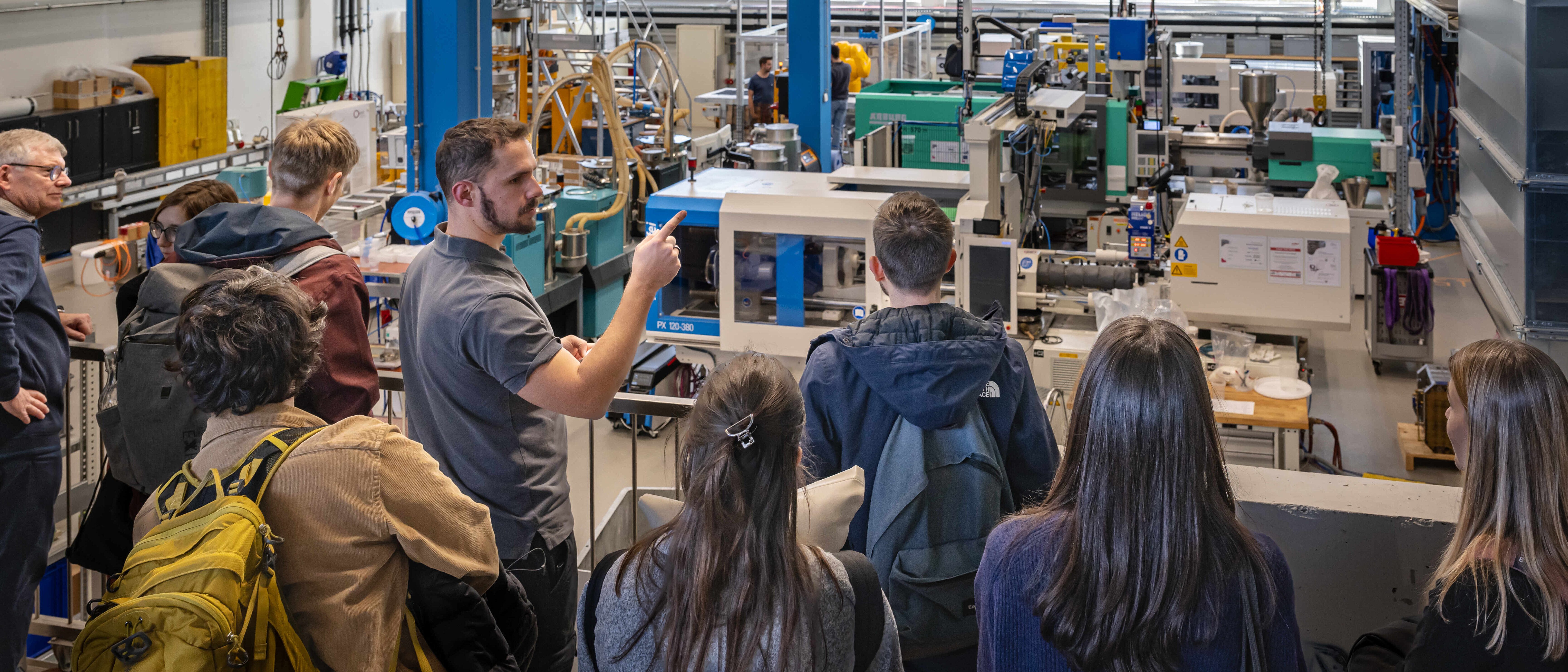 Im Techpark Eichwies lernten die Teilnehmenden viel über digitale Verfahren und Recyclingprozesse im industriellen Massstab.