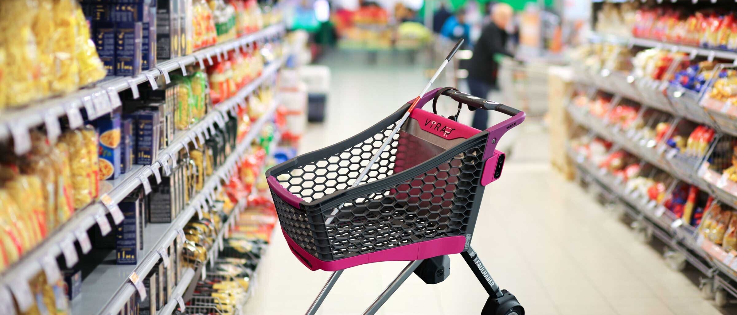 VIRAS: Barrierefreies Einkaufen VIRAS-Einkaufswagen mit weissem Blindenstock