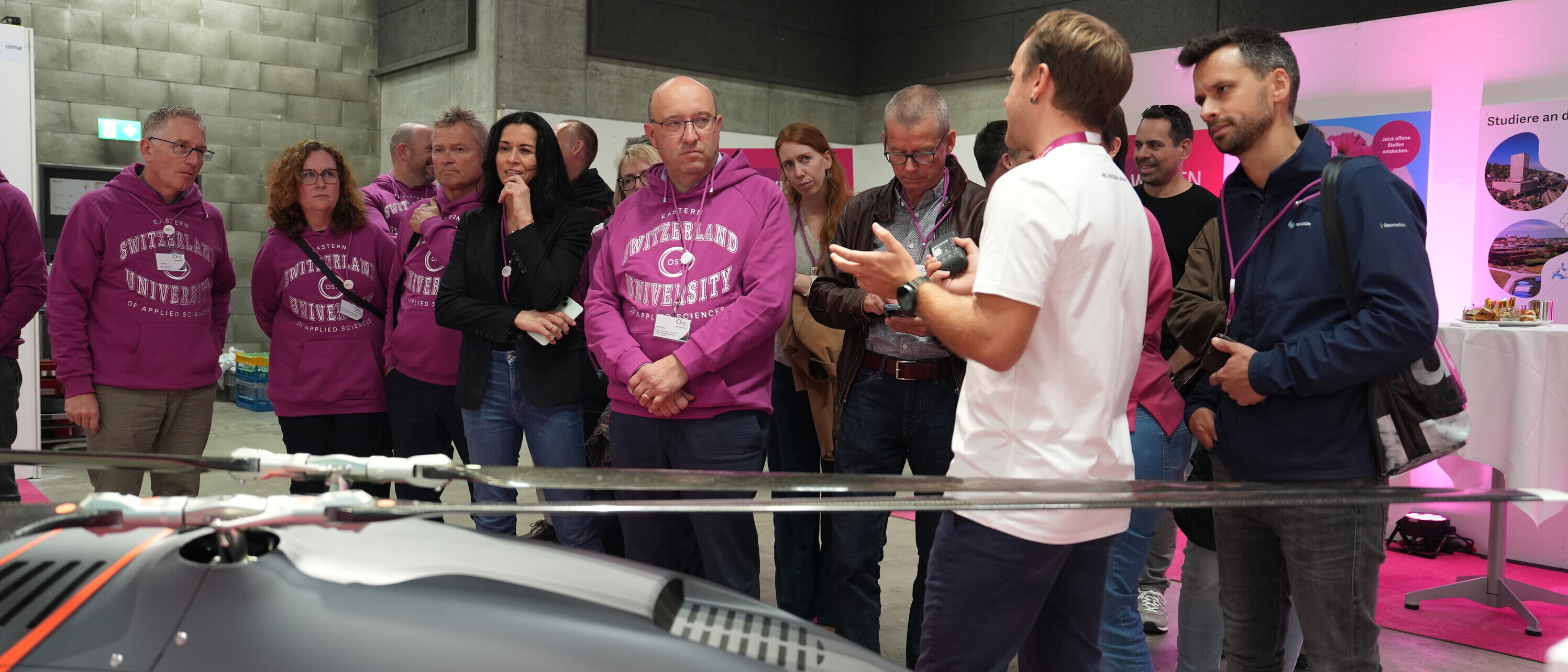 St.Galler Regierungsratspräsident Beat Tinner am OST-Stand.