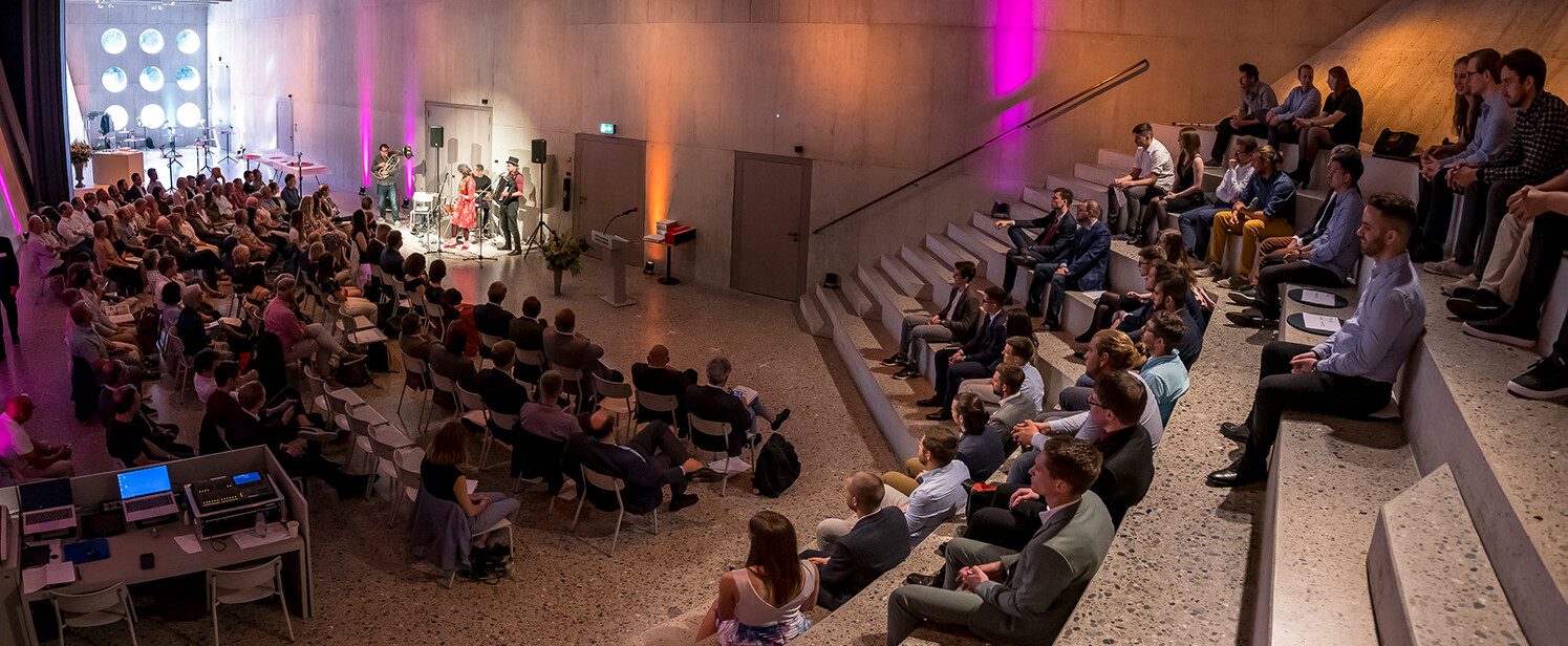Die Preisverleihung des Best of Bachelor 2020/21 fand am 10. Juni 2022 im Landesmuseum Zürich statt.