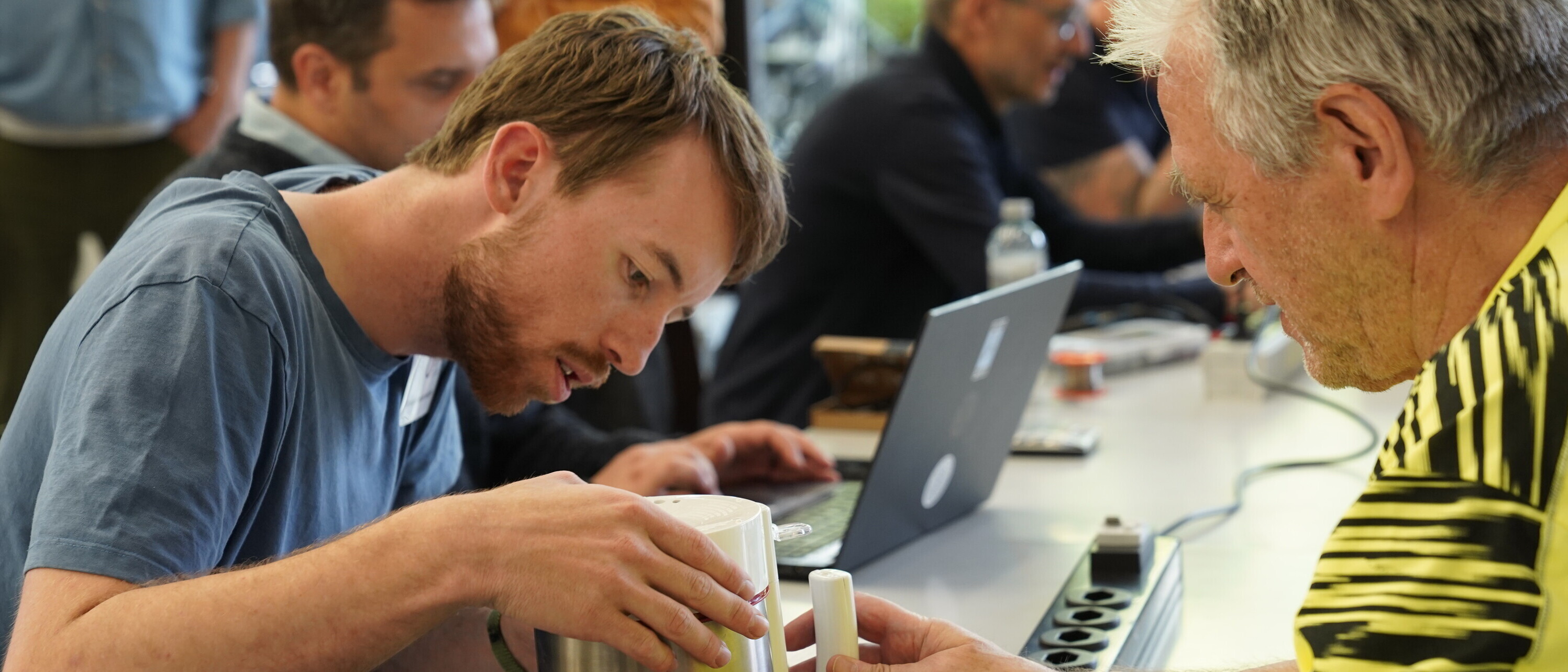 Beim Repair Café@OST wurden fleissig kaputte Gegenstände repariert, sodass diese wieder verwendet werden können.