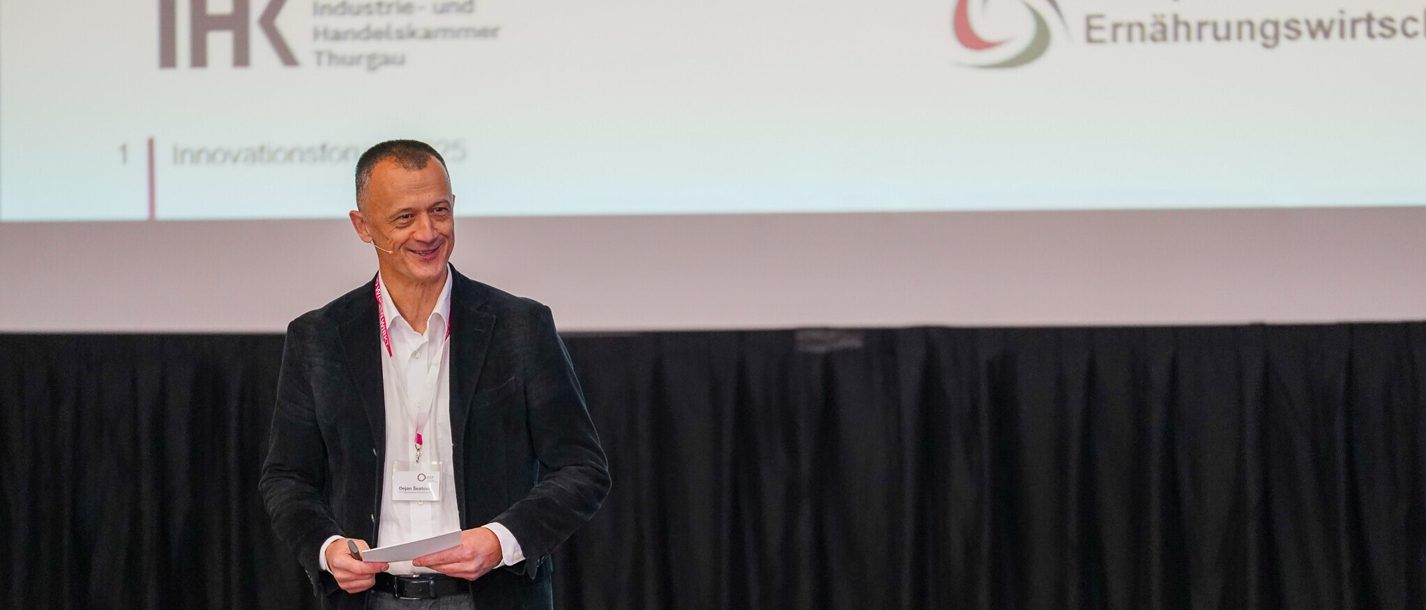 ISF-Leiter Dejan Šeatović eröffnet das sechste Innovationsforum Ernährungswirtschaft.