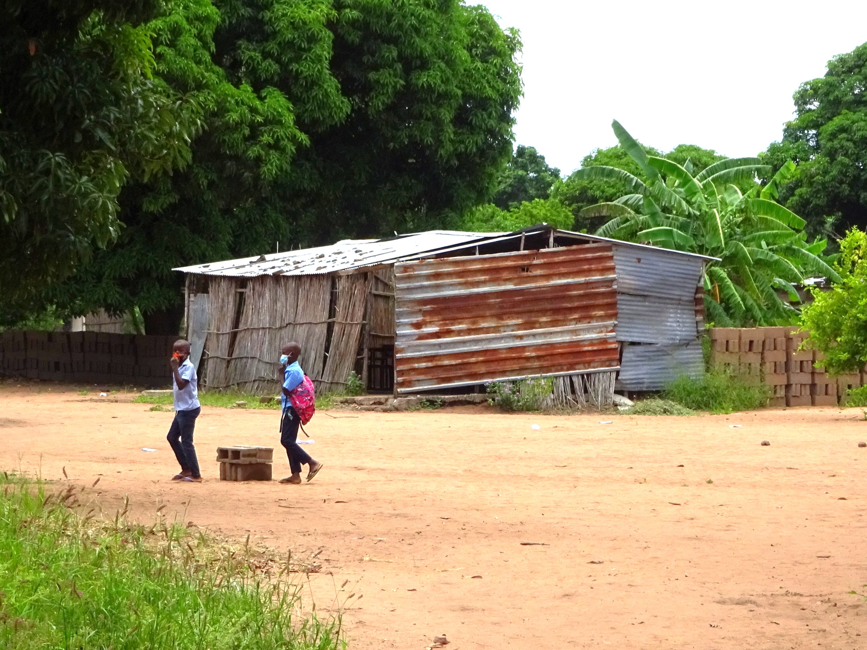 Behelfsbau Primarschule Muchabje